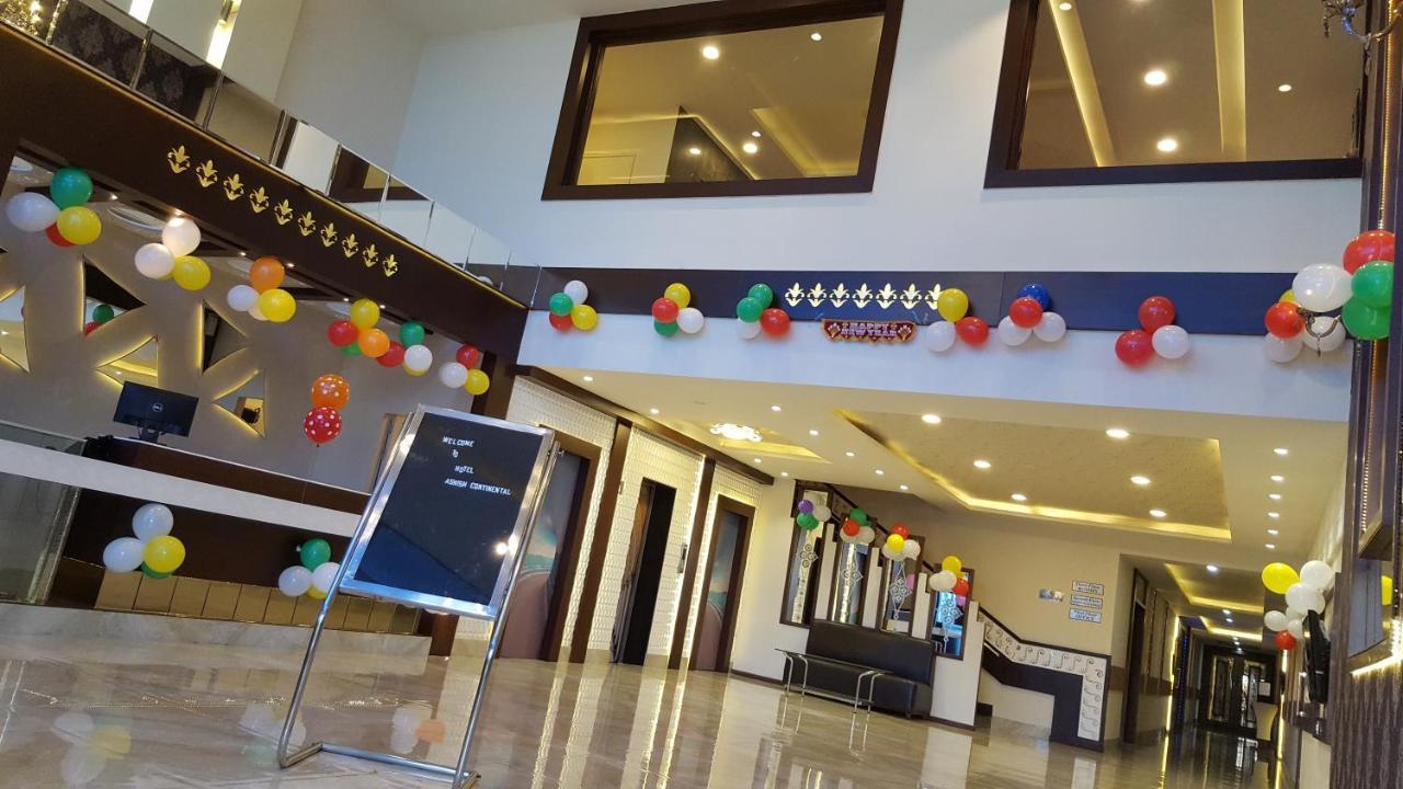 Hotel Ashish Continental Phagwāra Zewnętrze zdjęcie